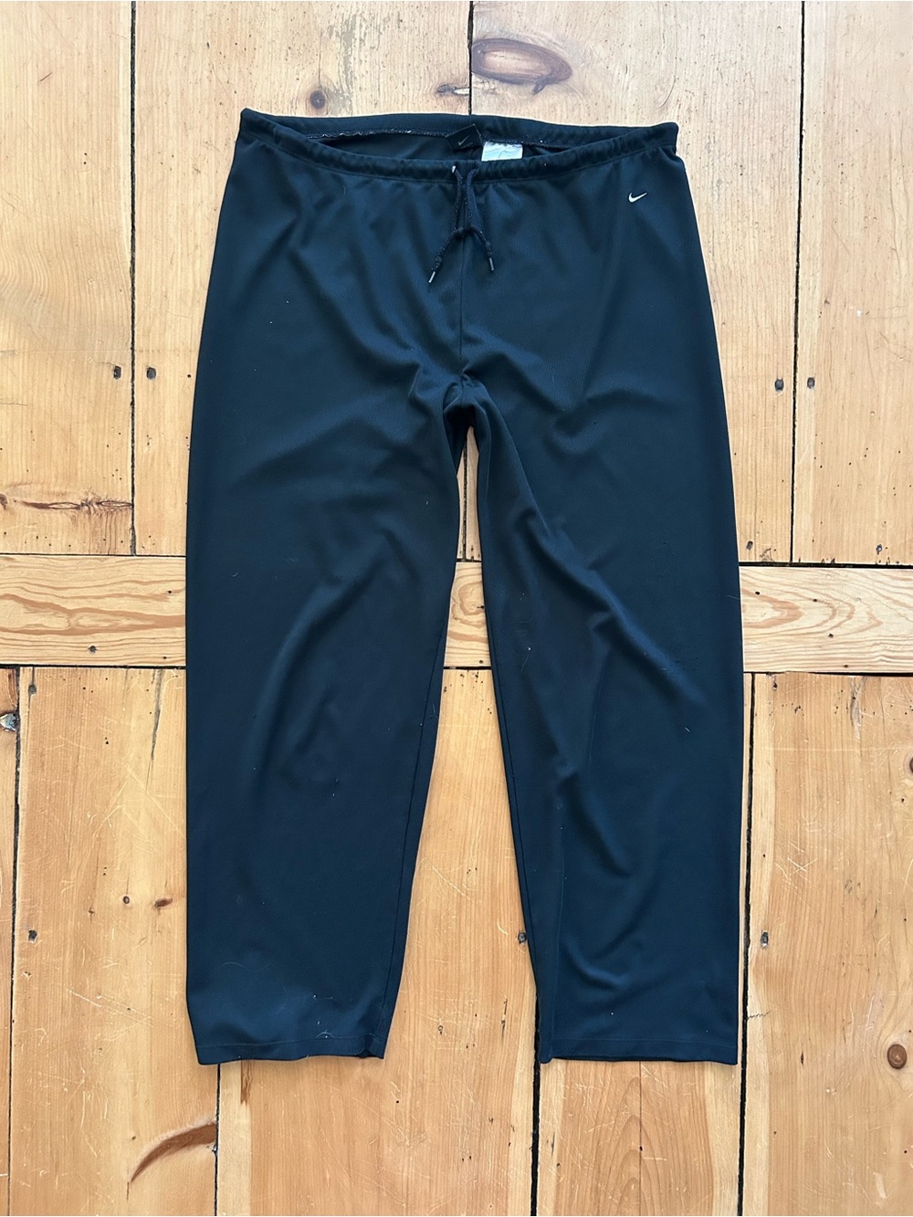 Vintage Nike Black Loose Fitting Trackpants with Drawstring Waist